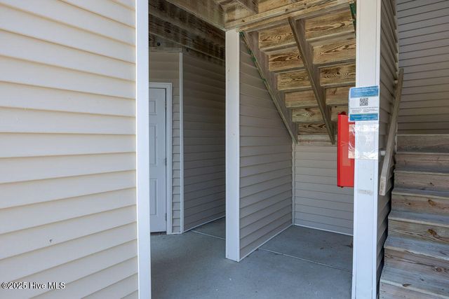 421 Commerce Avenue B, Morehead City, NC 28557