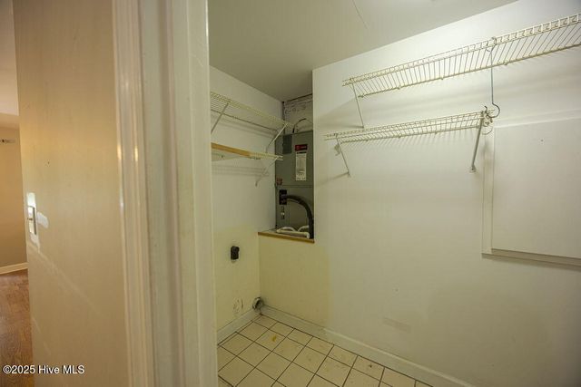 421 Commerce Avenue B, Morehead City, NC 28557