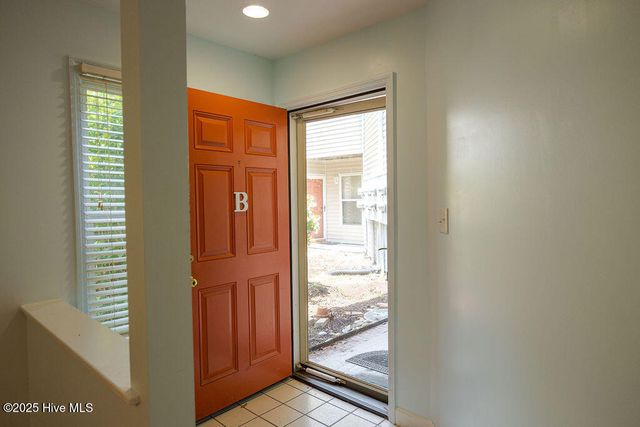 421 Commerce Avenue B, Morehead City, NC 28557