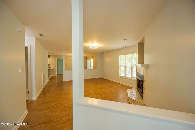421 Commerce Avenue B, Morehead City, NC 28557