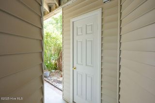 421 Commerce Avenue B, Morehead City, NC 28557