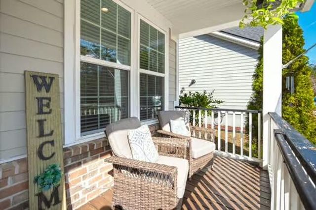 164 Ashley Bluffs Road, Summerville, SC 29485