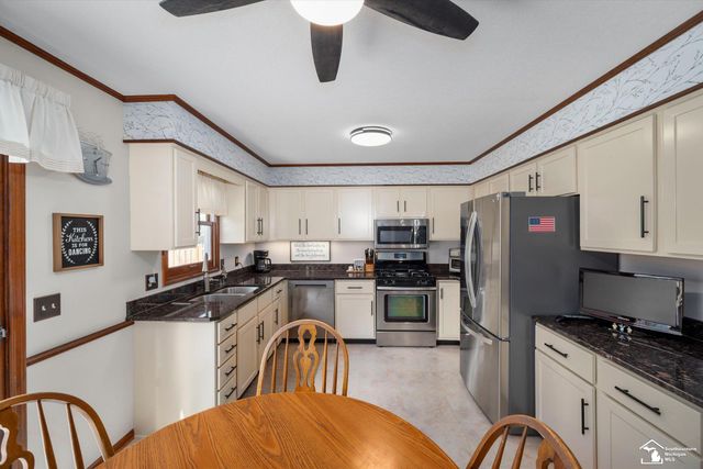 8811 Tamarack Road, Temperance, MI 48182