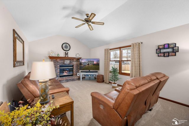 8811 Tamarack Road, Temperance, MI 48182