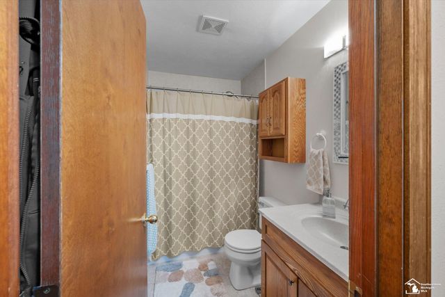 8811 Tamarack Road, Temperance, MI 48182