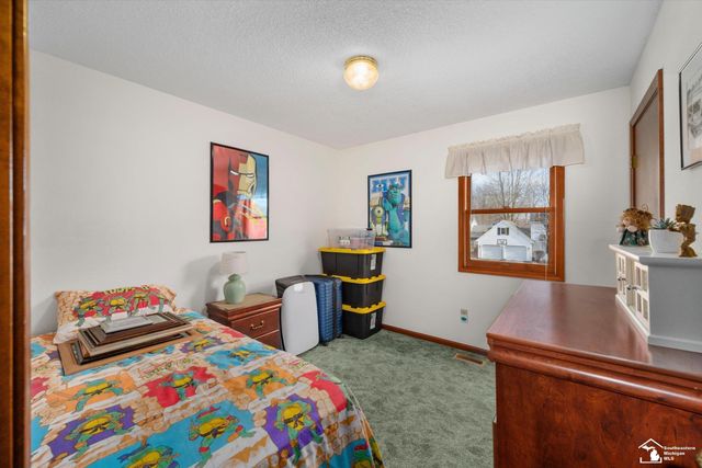 8811 Tamarack Road, Temperance, MI 48182