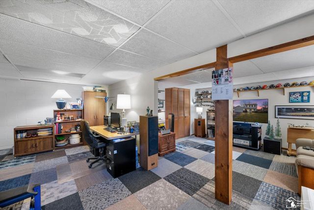 8811 Tamarack Road, Temperance, MI 48182