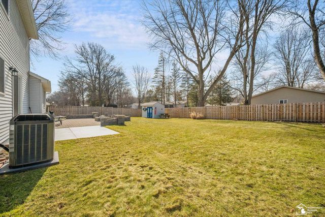 8811 Tamarack Road, Temperance, MI 48182