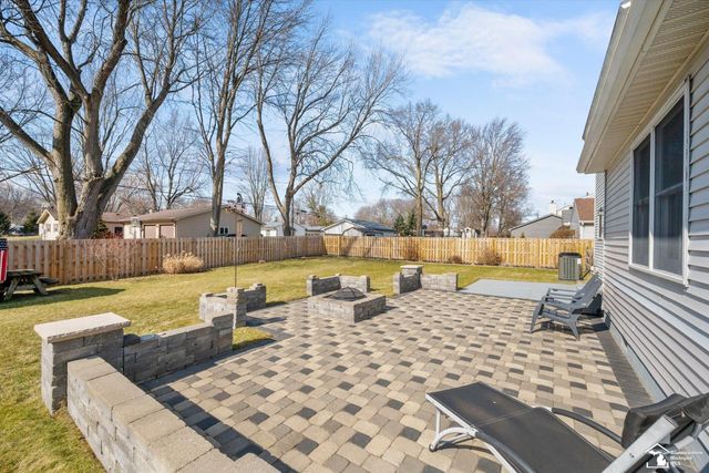 8811 Tamarack Road, Temperance, MI 48182