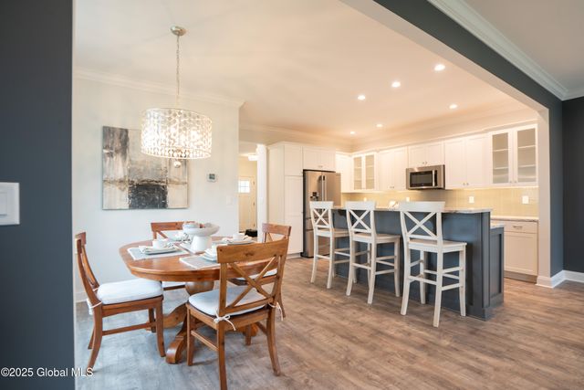 16 Kathrine Court, Ballston, NY 12019