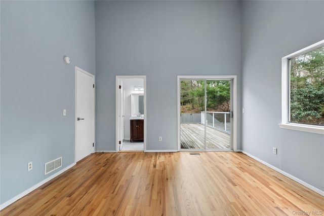 5 Cattalo Circle, East Hampton, NY 11937