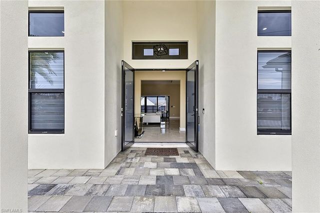 455 SE 17th AVE, Cape Coral, FL 33990