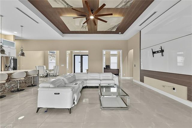 455 SE 17th AVE, Cape Coral, FL 33990