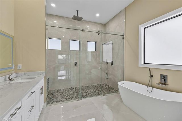 455 SE 17th AVE, Cape Coral, FL 33990