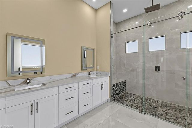 455 SE 17th AVE, Cape Coral, FL 33990