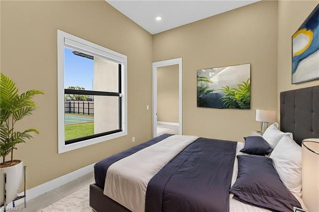 455 SE 17th AVE, Cape Coral, FL 33990