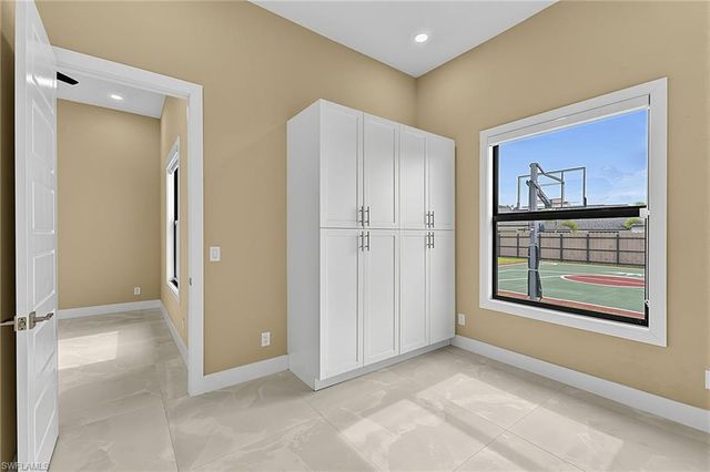 455 SE 17th AVE, Cape Coral, FL 33990