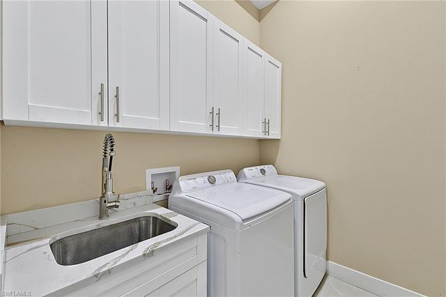 455 SE 17th AVE, Cape Coral, FL 33990