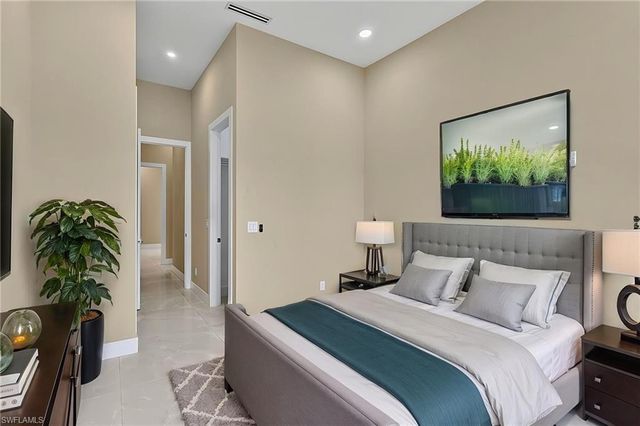 455 SE 17th AVE, Cape Coral, FL 33990