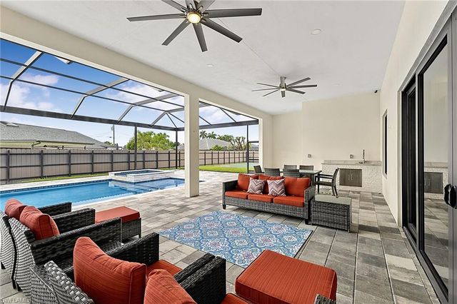 455 SE 17th AVE, Cape Coral, FL 33990