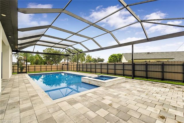 455 SE 17th AVE, Cape Coral, FL 33990