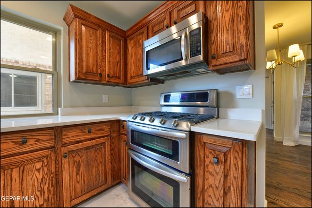 160 Silver Shadow Drive A, El Paso, TX 79912