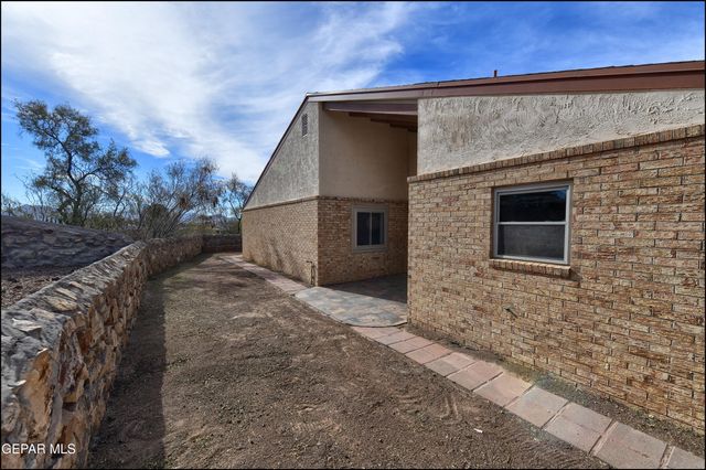 160 Silver Shadow Drive A, El Paso, TX 79912