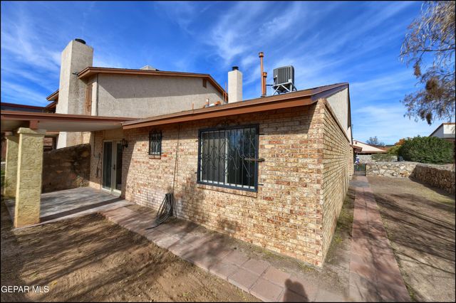 160 Silver Shadow Drive A, El Paso, TX 79912