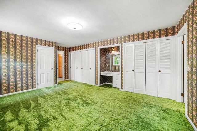 5609 Evergreen Street, Midland, MI 48642