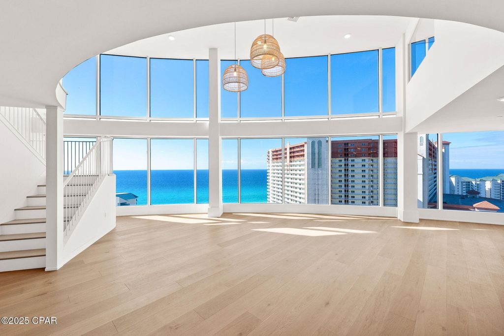 Image 7 of property listing at 9860 S Thomas Drive L17, Panama City Beach, FL 32408