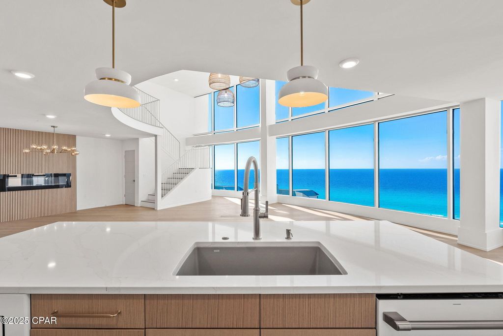 Image 8 of property listing at 9860 S Thomas Drive L17, Panama City Beach, FL 32408