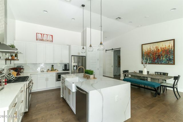 4817 N 35TH Street, Phoenix, AZ 85018