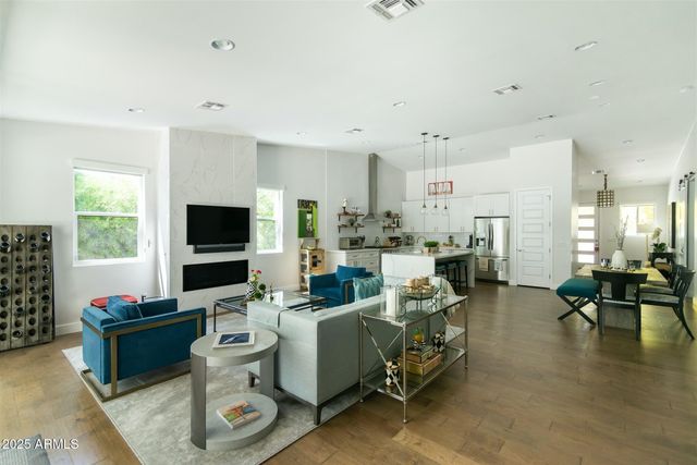 4817 N 35TH Street, Phoenix, AZ 85018