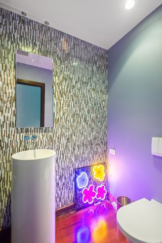 800 N Michigan Avenue 2502, Chicago, IL 60611