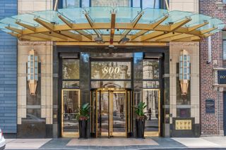 800 N Michigan Avenue 2502, Chicago, IL 60611