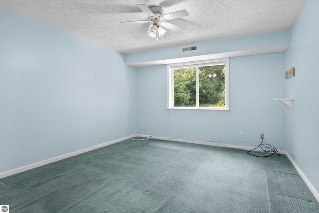 12047 S Elk Run # N207, Traverse City, MI 49684