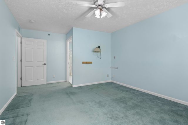 12047 S Elk Run # N207, Traverse City, MI 49684