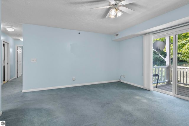 12047 S Elk Run # N207, Traverse City, MI 49684