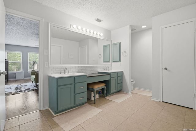1915 Emerald Mist, San Antonio, TX 78230