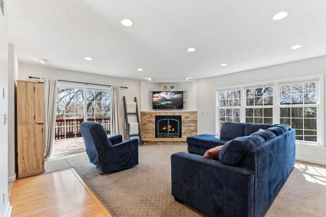 250 12th Avenue N, South Saint Paul, MN 55075