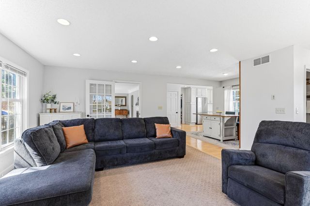 250 12th Avenue N, South Saint Paul, MN 55075