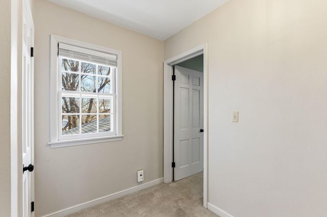 250 12th Avenue N, South Saint Paul, MN 55075