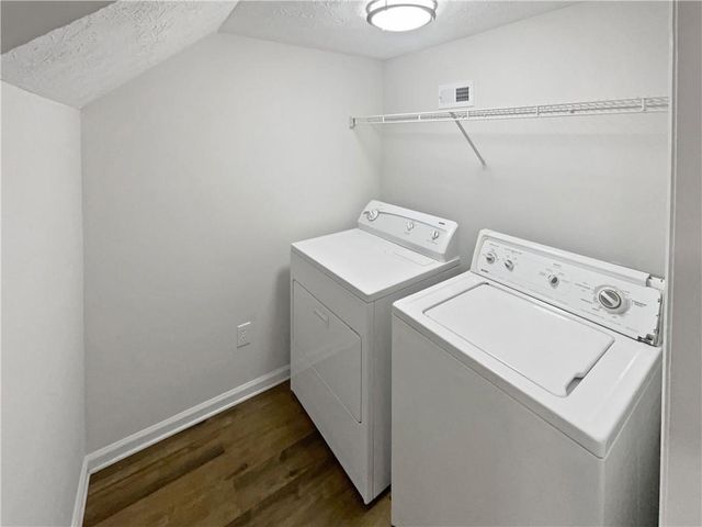 1800 Welmington Way, Peachtree City, GA 30269