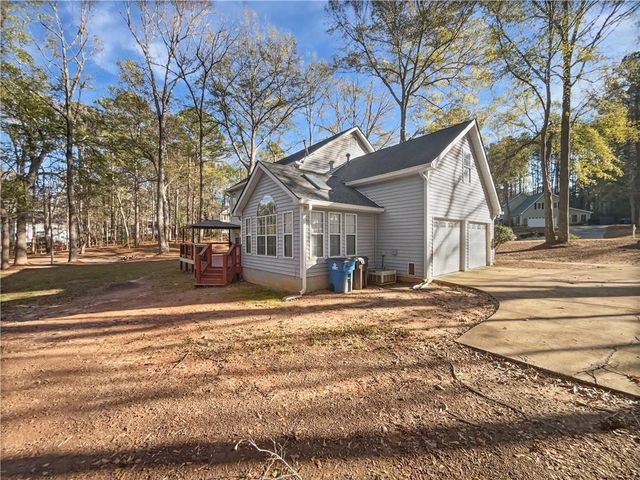 1800 Welmington Way, Peachtree City, GA 30269