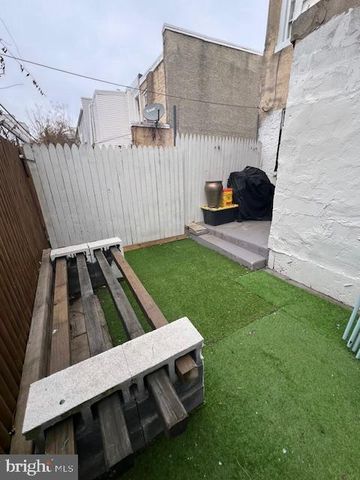 2020 N DARIEN ST, Philadelphia, PA 19122