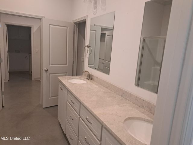 703 Easton Cove, Pearl, MS 39208