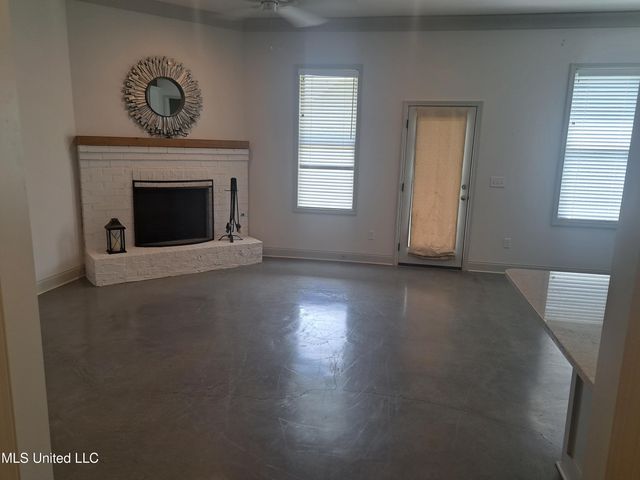 703 Easton Cove, Pearl, MS 39208