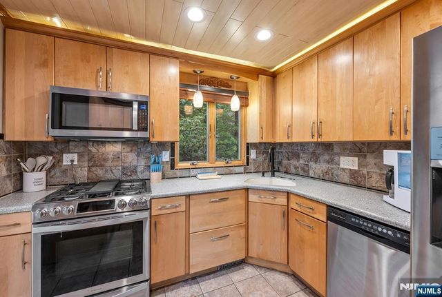 469 Warwick Turnpike, West Milford, NJ 07421