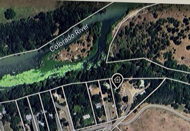 100 River Front DR, Cedar Creek, TX 78612