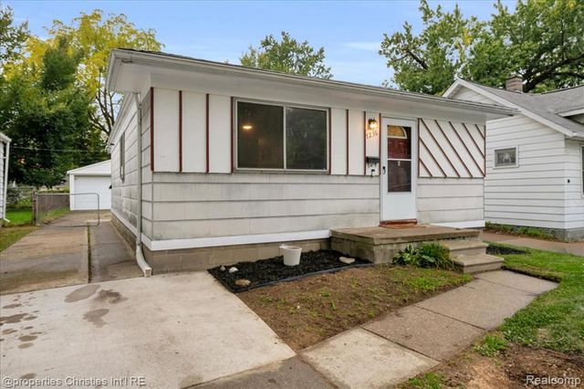 7236 Meadow Avenue, Warren, MI 48091